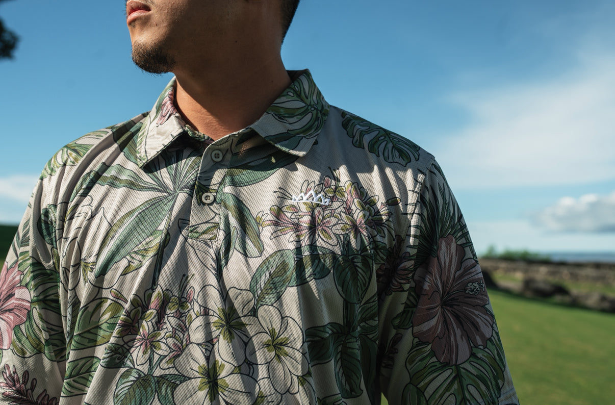Solo Logo Performance Polo - Tropical on Tan