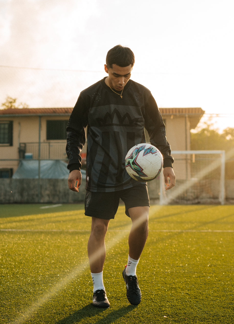 Collab Logo Mesh Soccer Jersey - Manchester (Black and Grey)